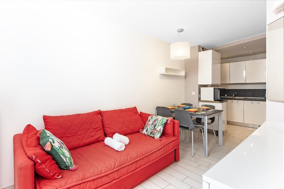 "Aux Rivages du Parc" Plein Centre, Calme, Plage Apartment in Menton