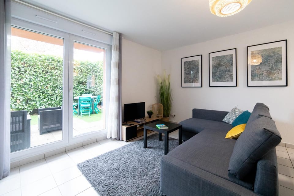 Hometimal Blagnac - T2 - Free Parking - Terrasse - Jardin Apartment in Toulouse