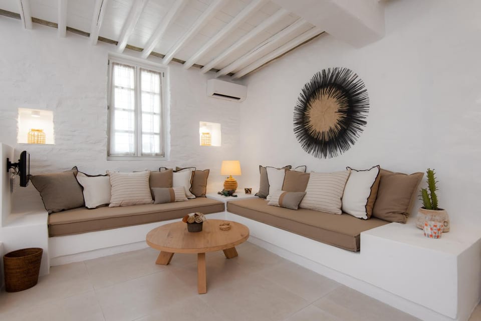 Nerites residence in Apollonia Sifnos House in Milos