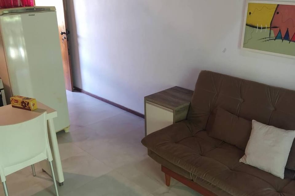 Kitchen or kitchenette, Seating area