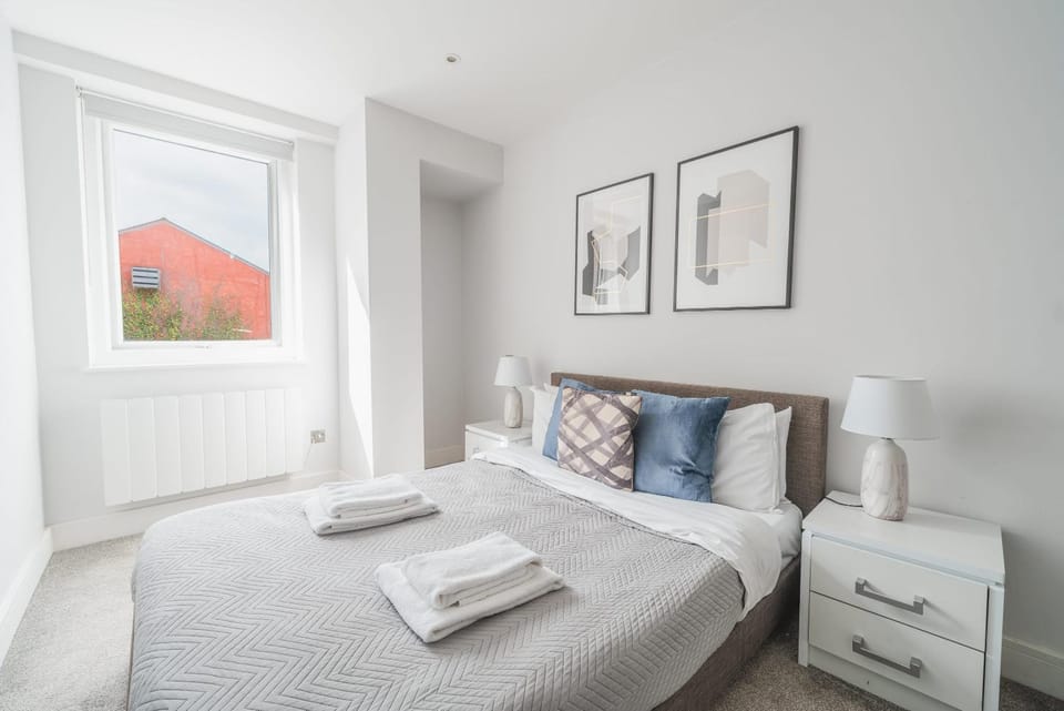 Lovely 1 Bedroom Apartment in Eastleigh Town Centre Apartment in Eastleigh District