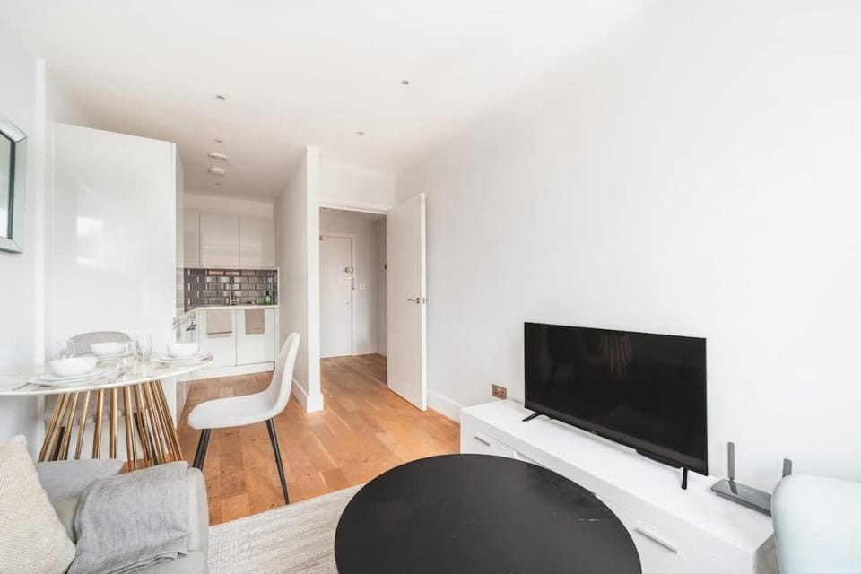 Lovely 1 Bedroom Apartment in Eastleigh Town Centre Apartment in Eastleigh District