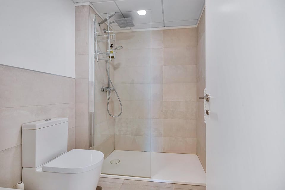 Lovely 3 bedroom apartment next to higueron area. Apartment in Fuengirola