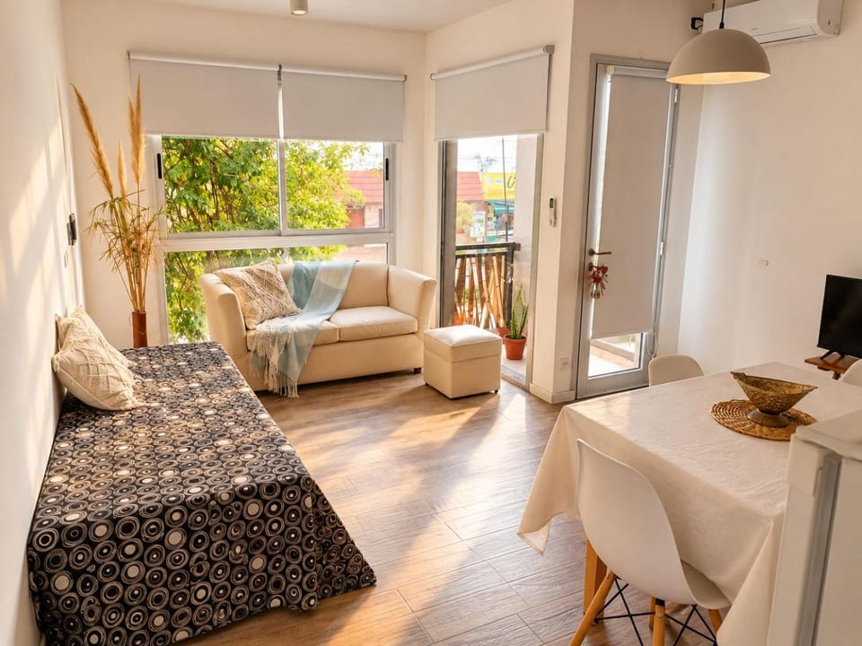 Bed, Balcony/Terrace, Living room, Dining area