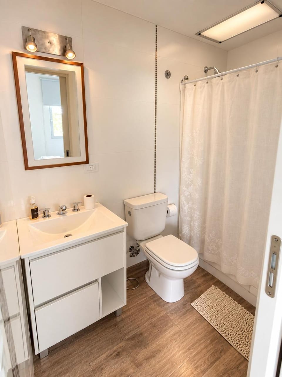 Shower, Bathroom, bidet