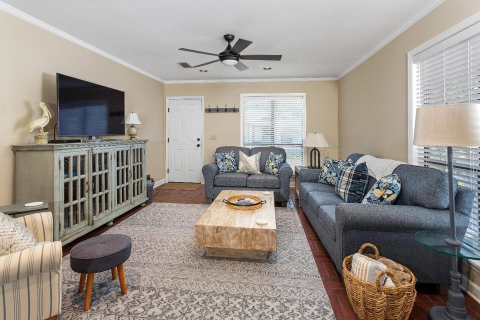 Slack Tide Cottage House in Saint Simons Island