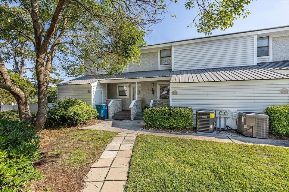 Selah House in Saint Simons Island