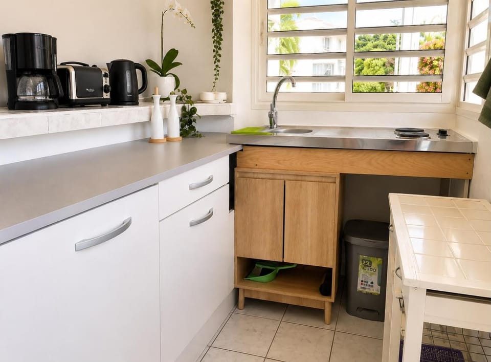 VILLA KAZALUCE - Appart Stéphanie 2 chambres Apartment in Grande-Terre, Guadeloupe