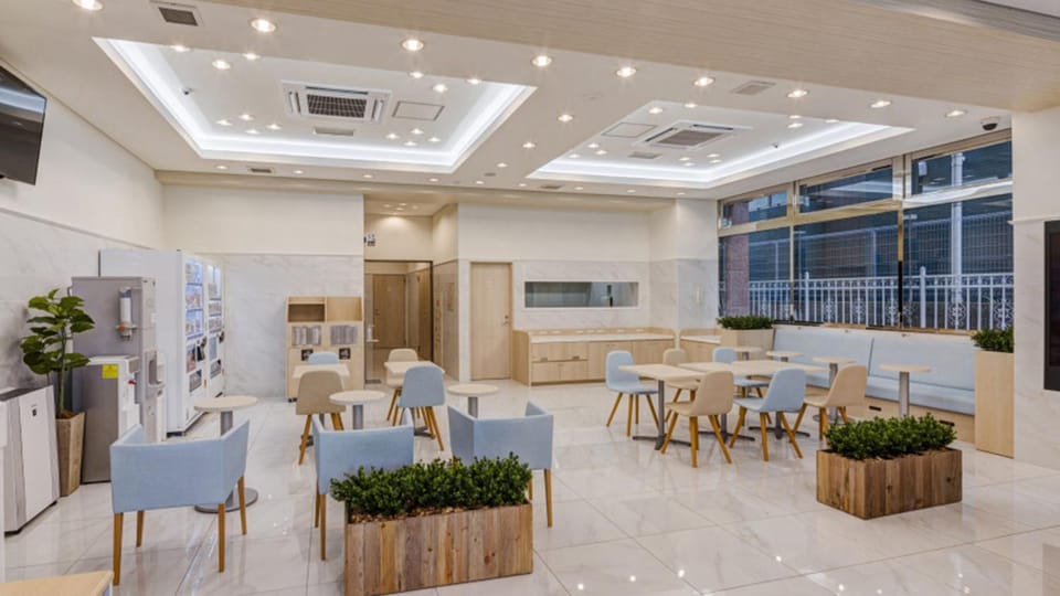 Lounge or bar