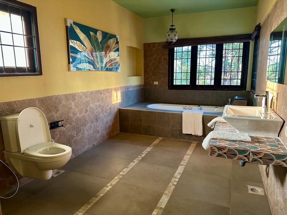 Toilet, Bathroom