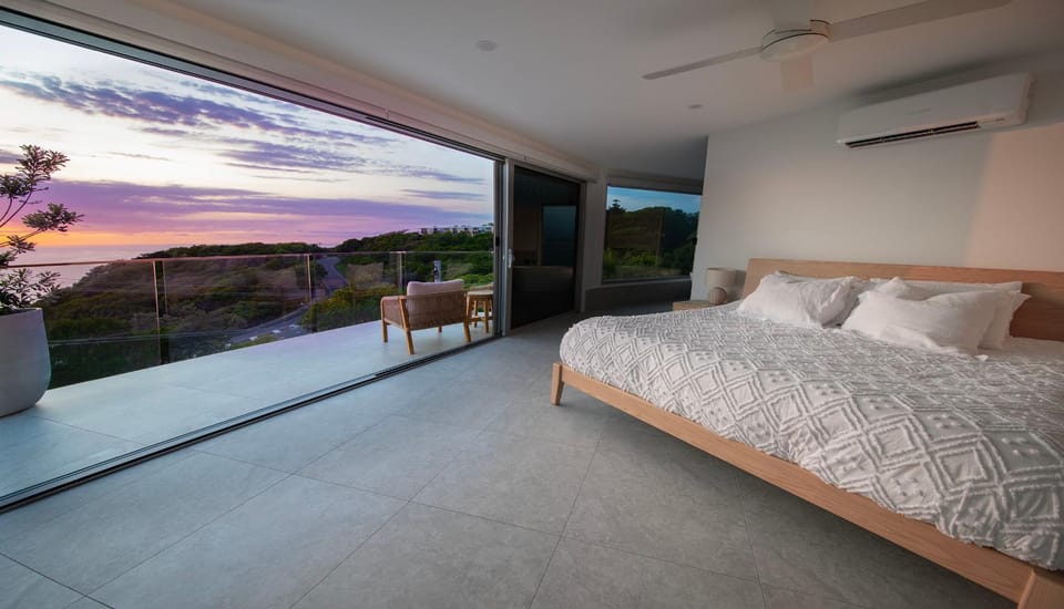 Bed, Natural landscape, Balcony/Terrace, Bedroom, Sunrise, Sunset