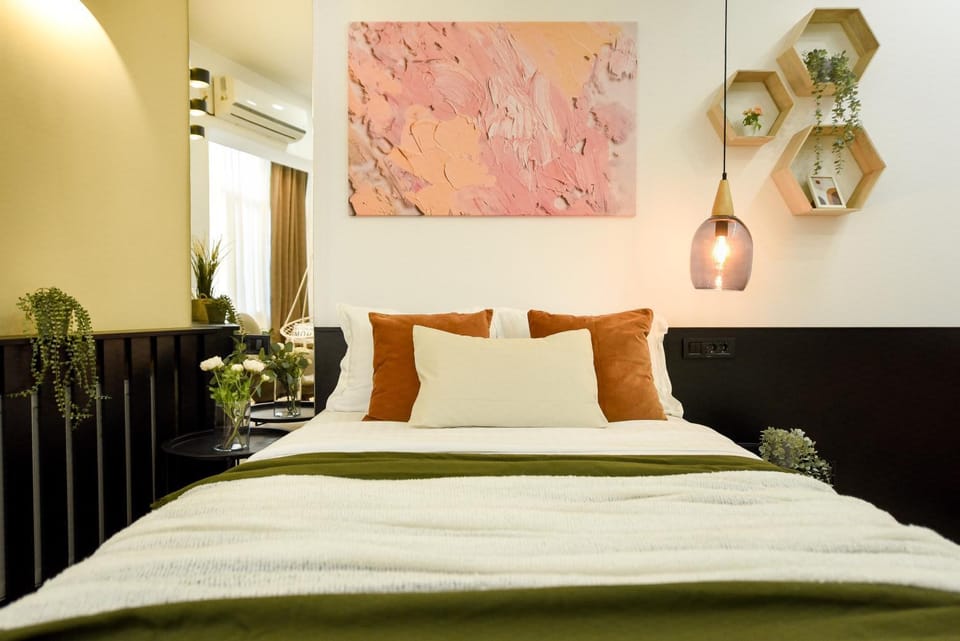 Bed, Photo of the whole room, Bedroom