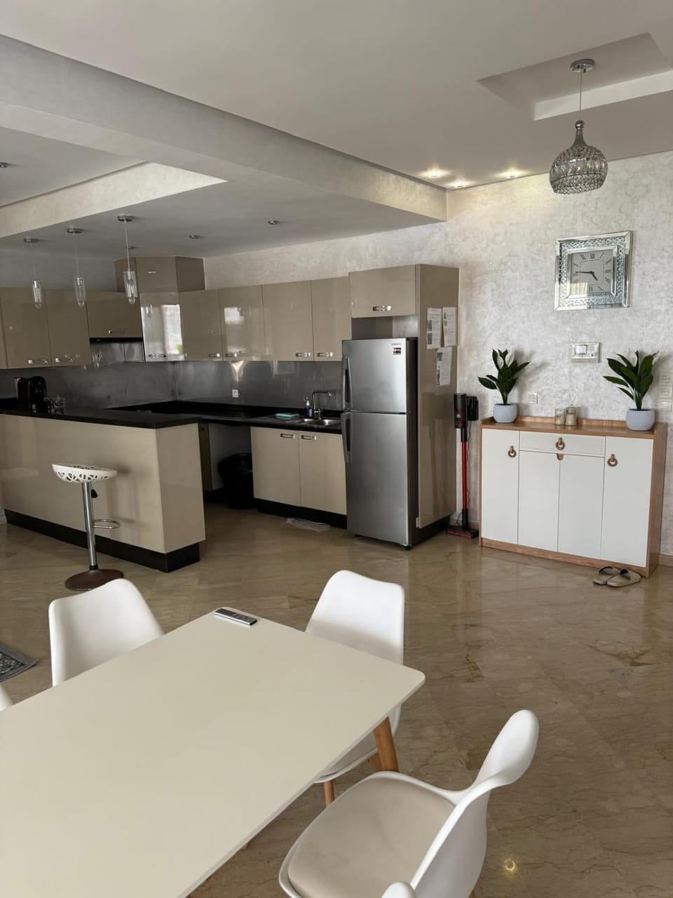 Résidence hivernage Agadir Bay, beach, pool, proche grand stade, Sofitel Apartment in Agadir