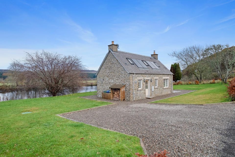 Kingfisher Cottage, Port o Tay Apartment in Scotland