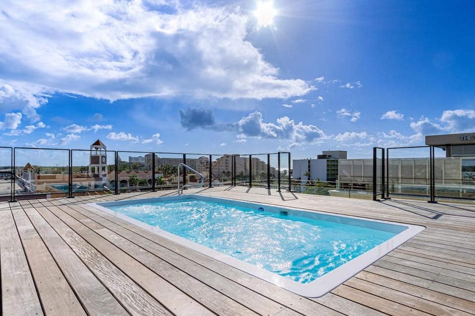 Cove 101 J.E. Irausquin Blvd 384-A House in Noord