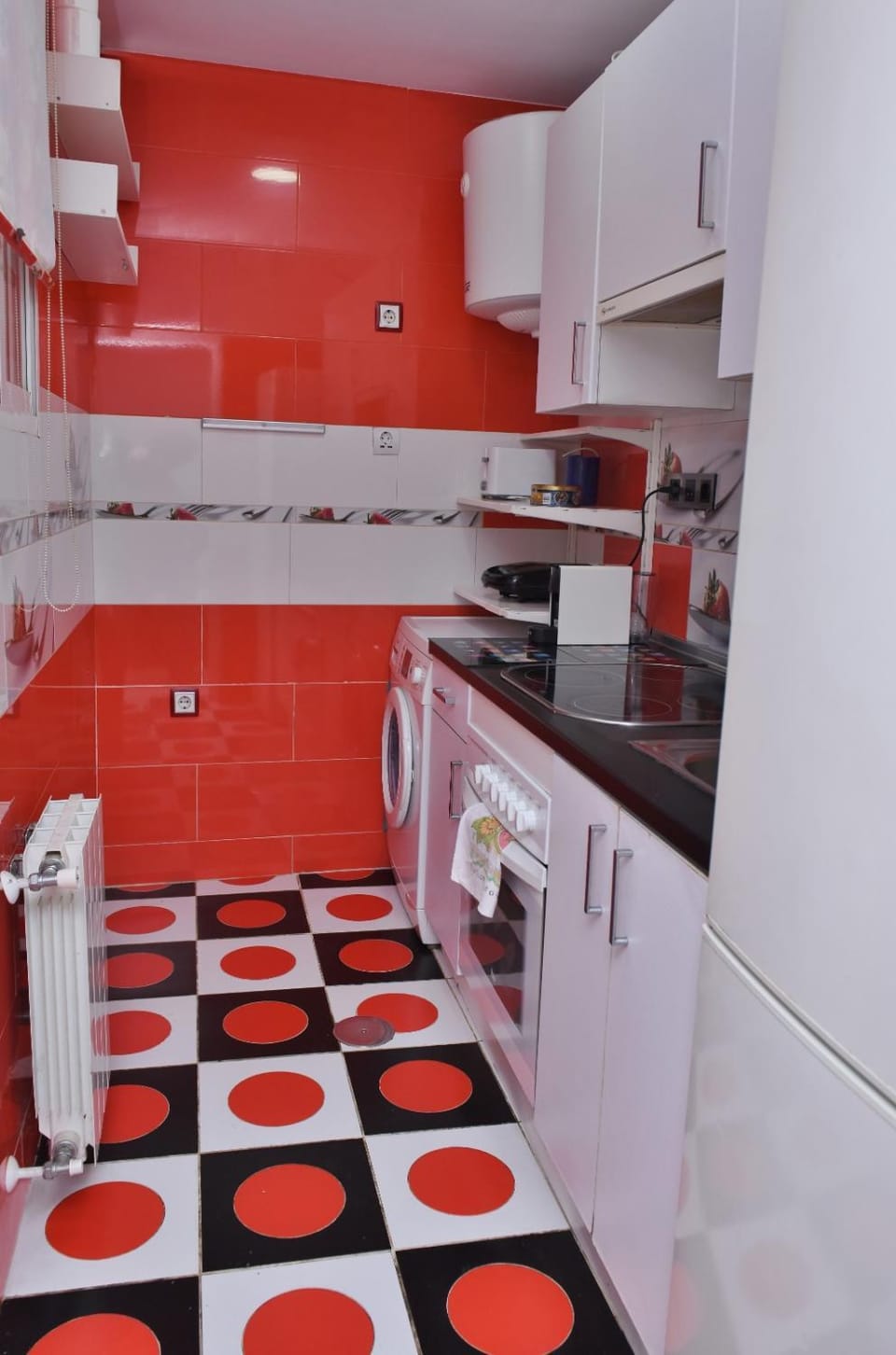Departamentos C&G Apartment in Madrid