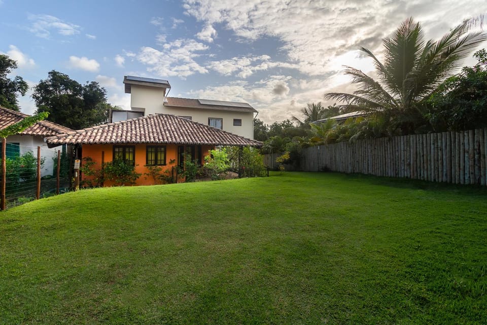 Property building, Spring, Day, Natural landscape, Garden, Garden view