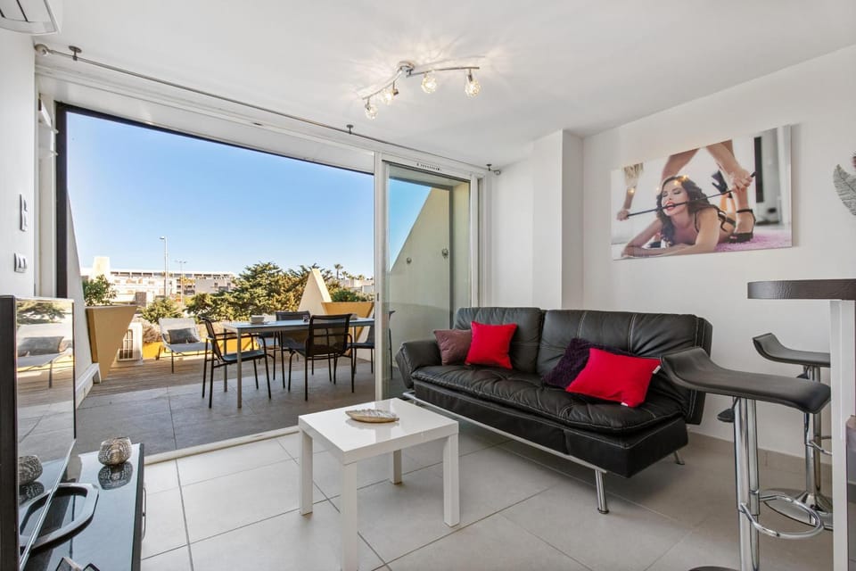 Living room, City view