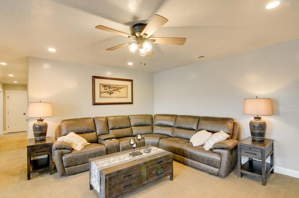 Ranch Escape w/ Patio ~ 21 Mi to Bryce Canyon House in Utah