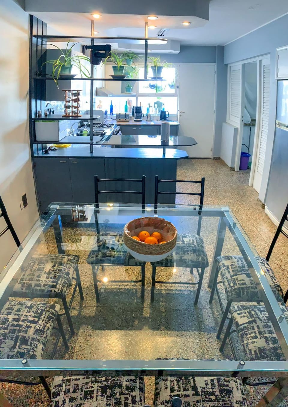 Dining area, kitchen