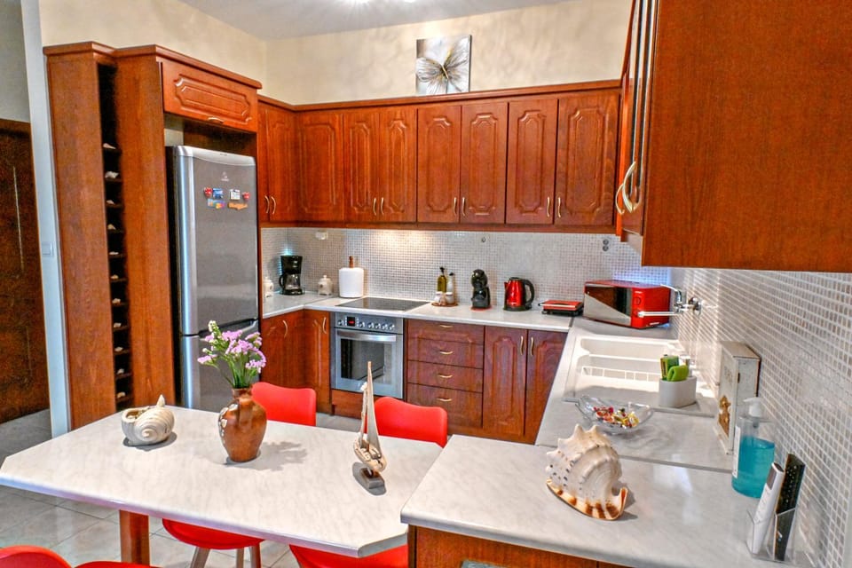 Kitchen or kitchenette, minibar, pet friendly, stove, toaster