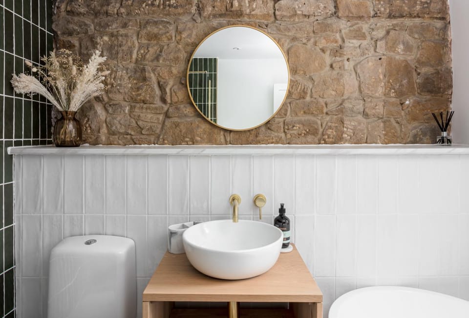 Luxe Design - Grade II Listed Cottage - Heart of Alnwick House in Alnwick