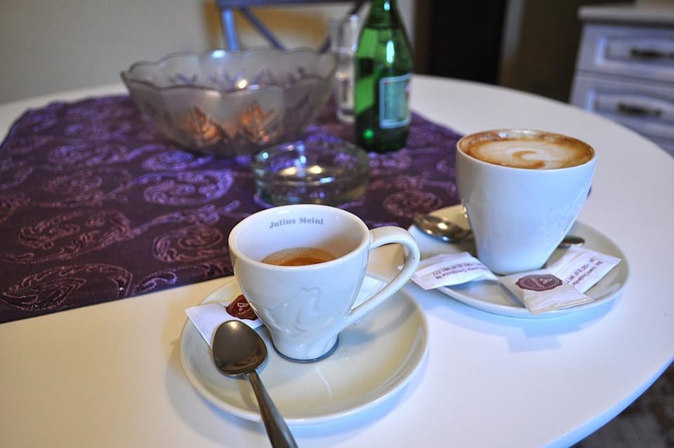 Coffee/tea facilities