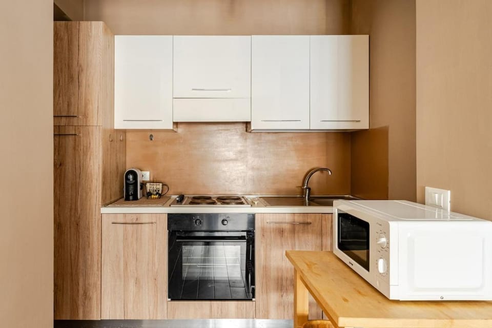 Kitchen or kitchenette, stove