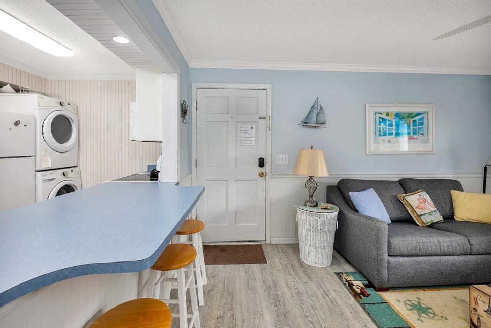 Ocean Walk H-14 House in Mallory Park