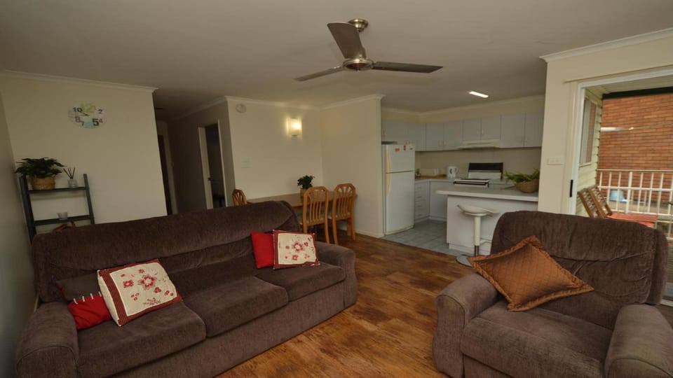 Pilot Unit 2 - Lifestyle Yamba Apartment in Yamba