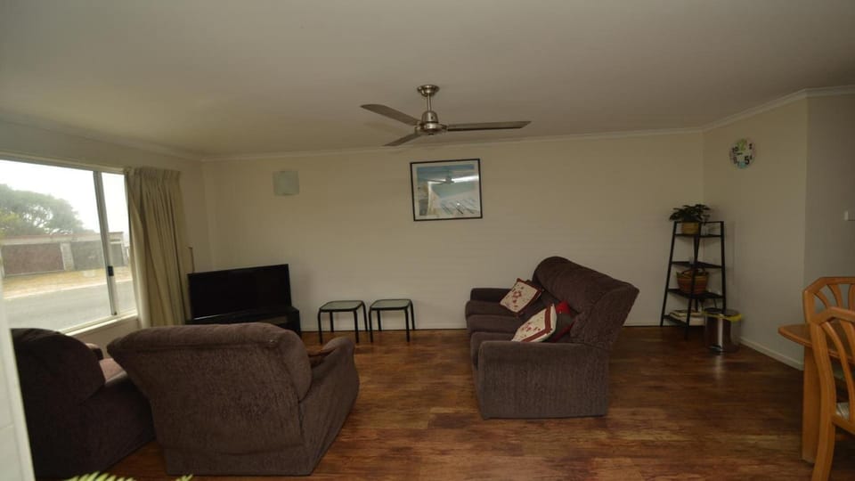 Pilot Unit 2 - Lifestyle Yamba Apartment in Yamba