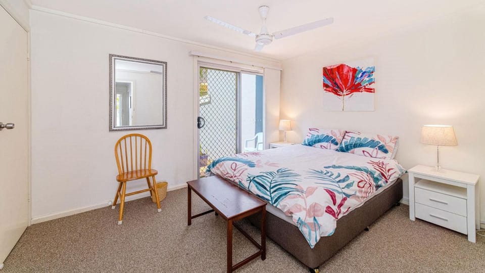 Lighthouse Unit 1 - Lifestyle Yamba House in Yamba