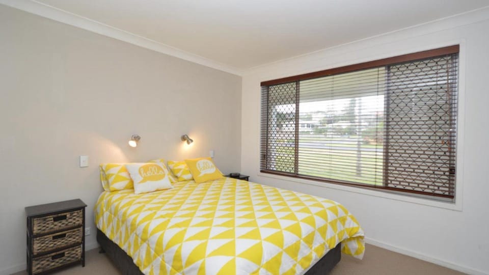 Sunnyvale 1 - Lifestyle Yamba Apartment in Yamba
