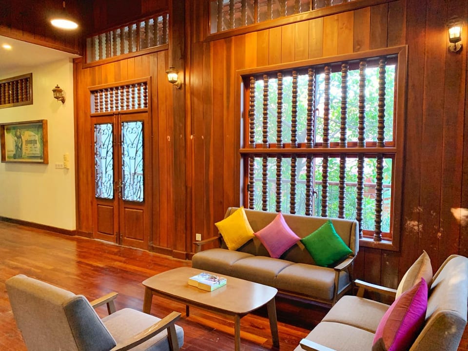 Living room, Decorative detail
