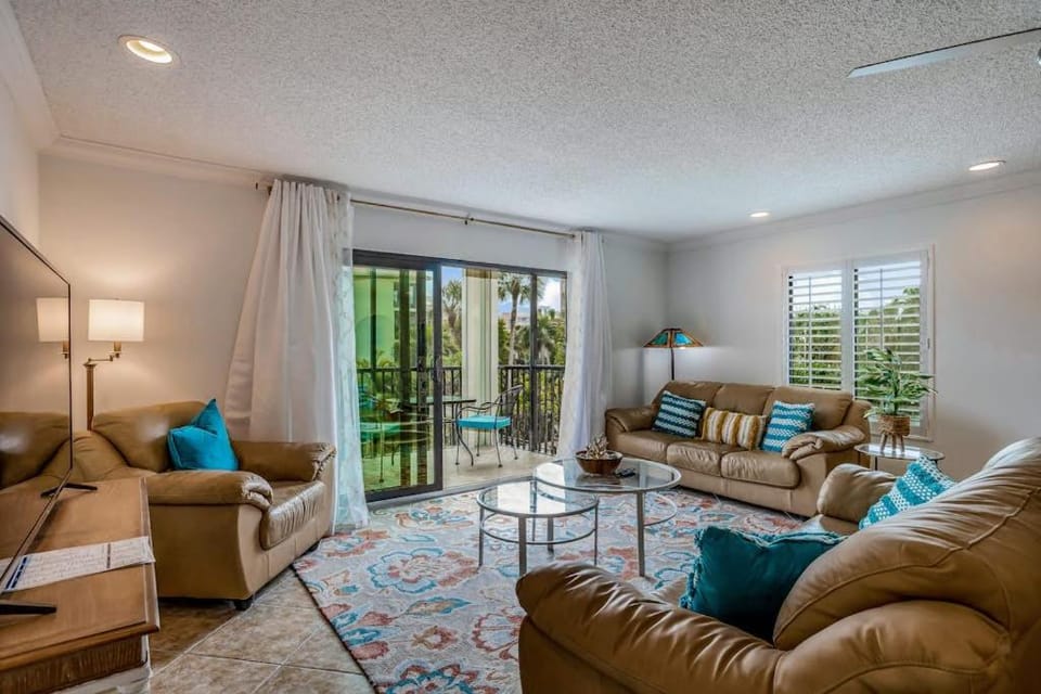 Shells O'Plenty House in Marco Island