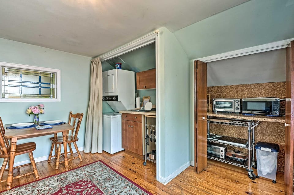 Cozy and Private Rental Unit in Towson/Baltimore Apartment in Towson