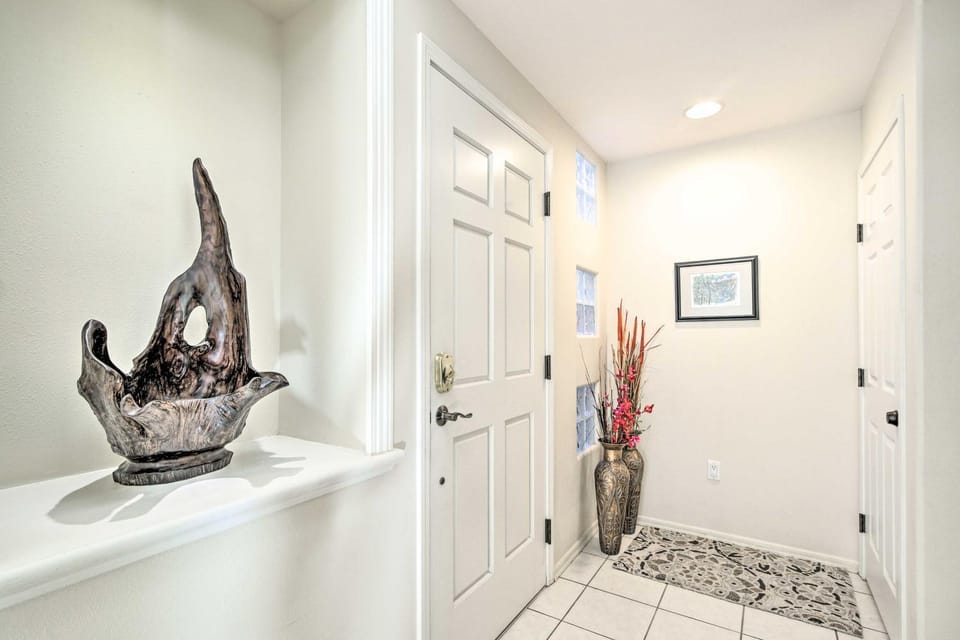 Charming Waikoloa Village Townhome: Swim & Explore House in Puako