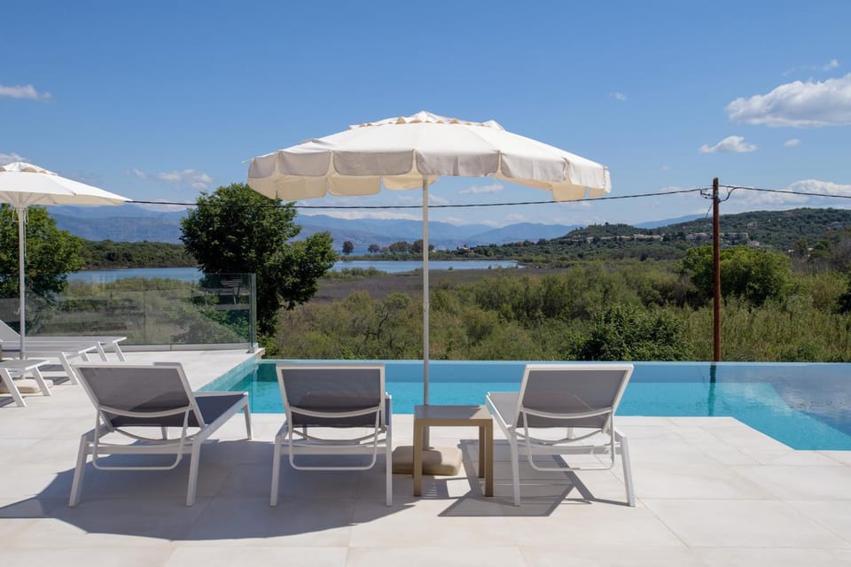 Day, Pool view, Sea view, Swimming pool, sunbed