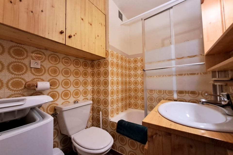 Studio with balcony in the heart of the village Apartment in Le Grand-Bornand