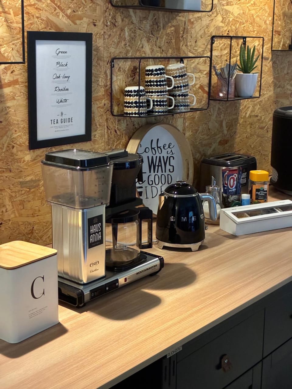 Coffee/tea facilities