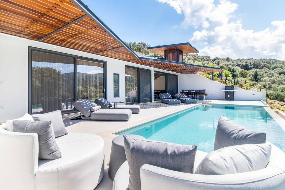 Balcony/Terrace, Other, Swimming pool