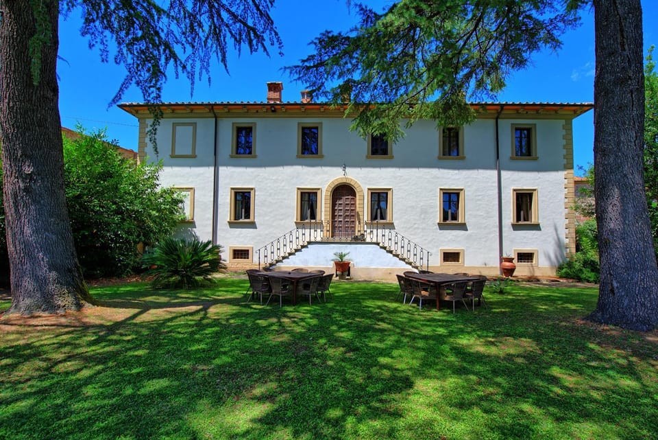 Property building, Garden, Garden view
