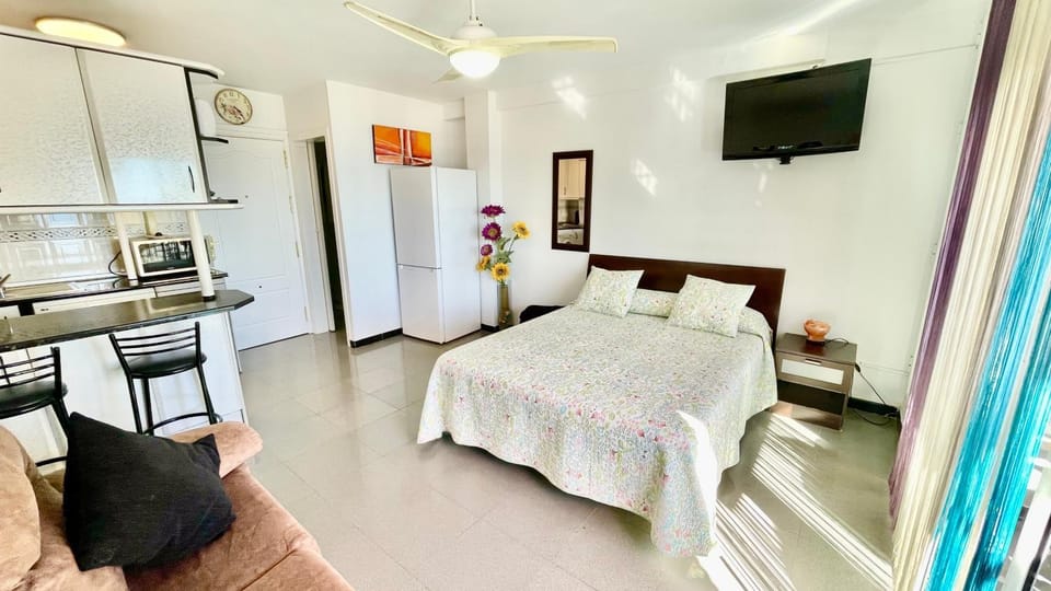 Living room, Bedroom