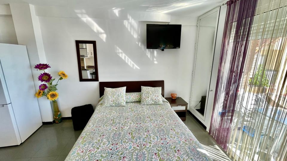 Living room, Bedroom