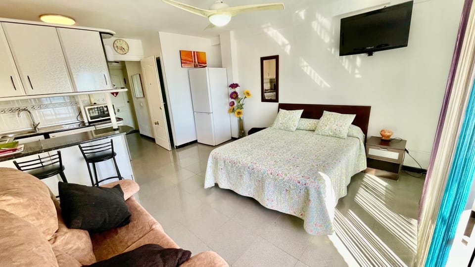 Living room, Bedroom