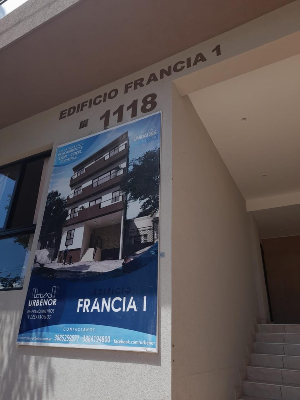 Facade/entrance