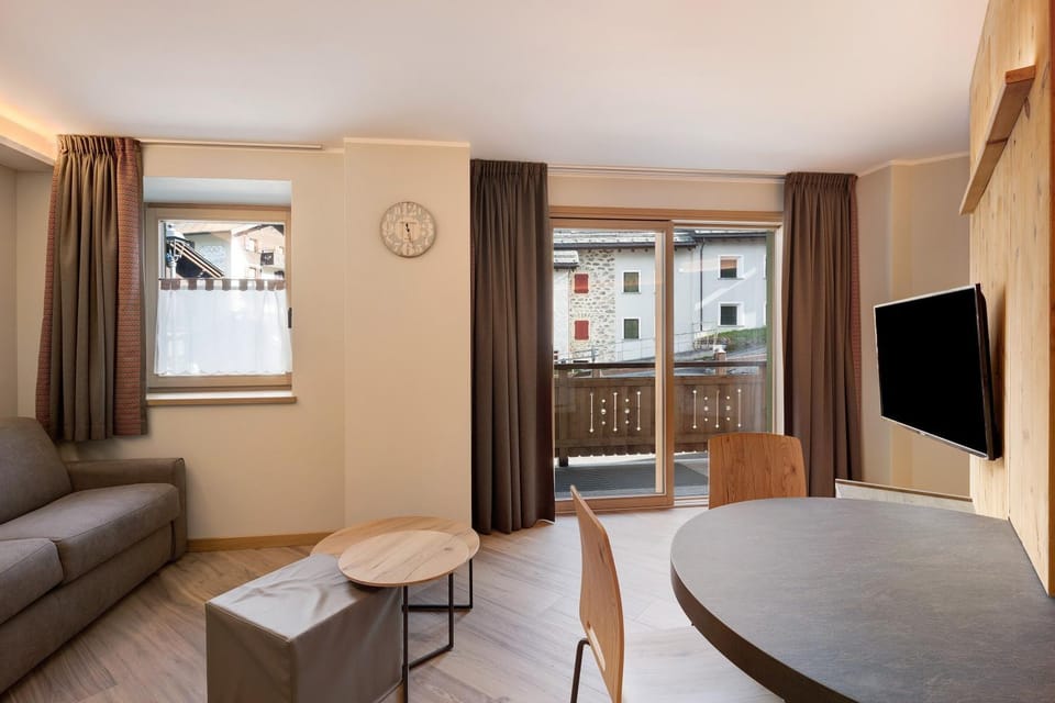 Property building, Living room