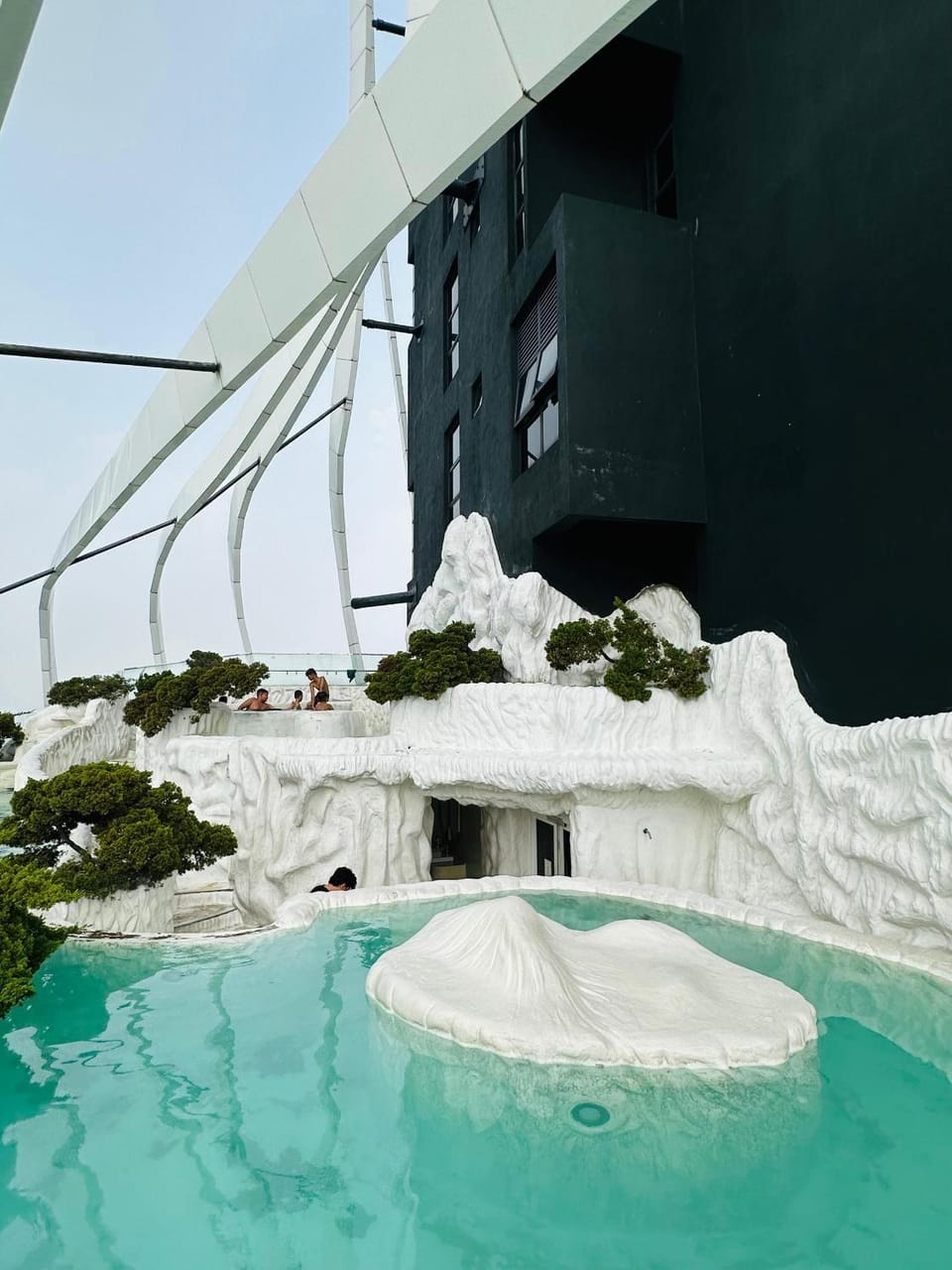 Swimming pool