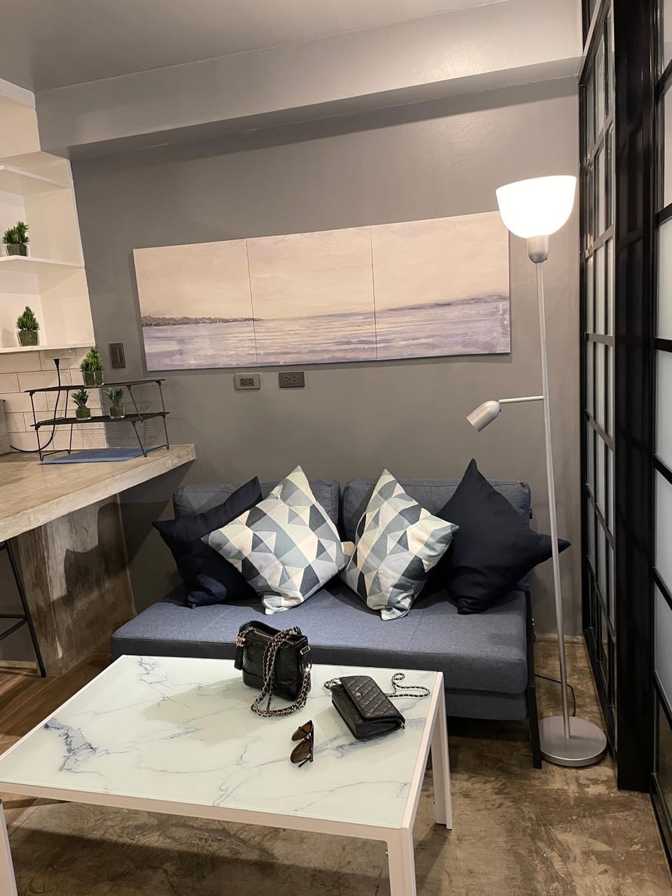Living room, Seating area