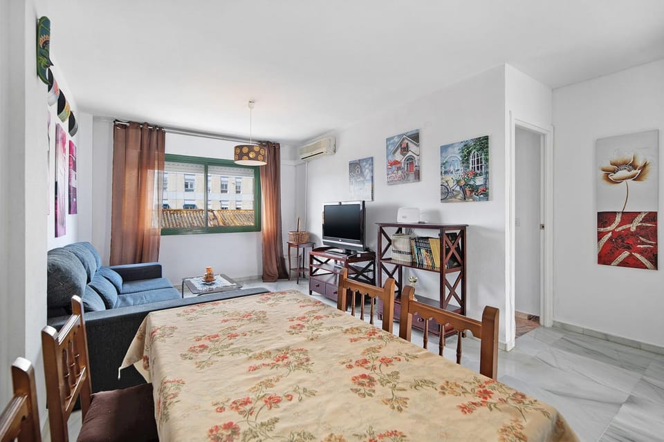 Living room, Bedroom